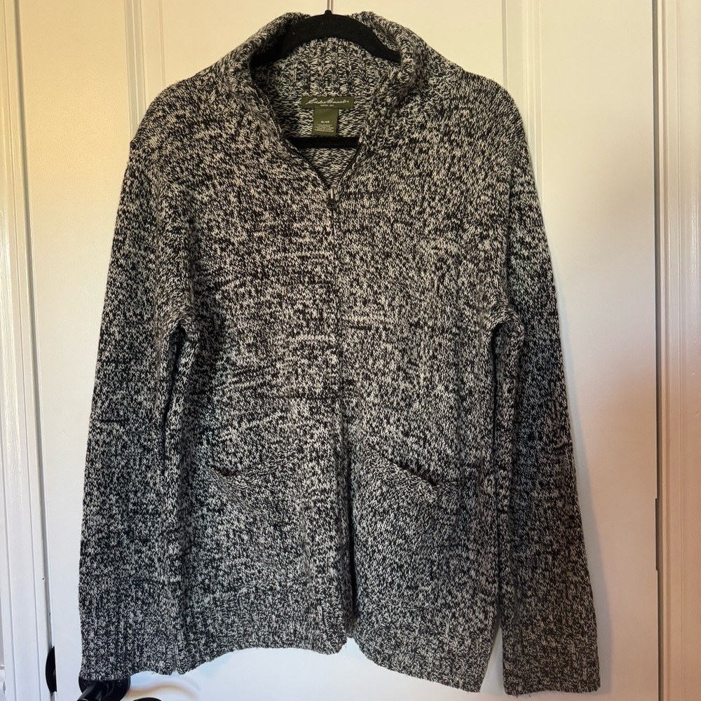 Eddie Bauer Black and White Knit Zip Up XLarge Cardigan